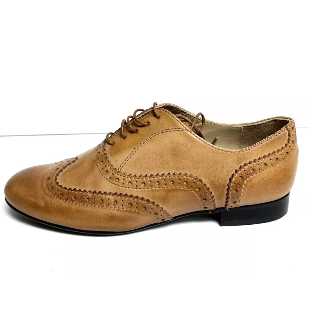 Massimo Matteo Women’s Luna Wingtip Oxford Brown, Size 5.5 M.